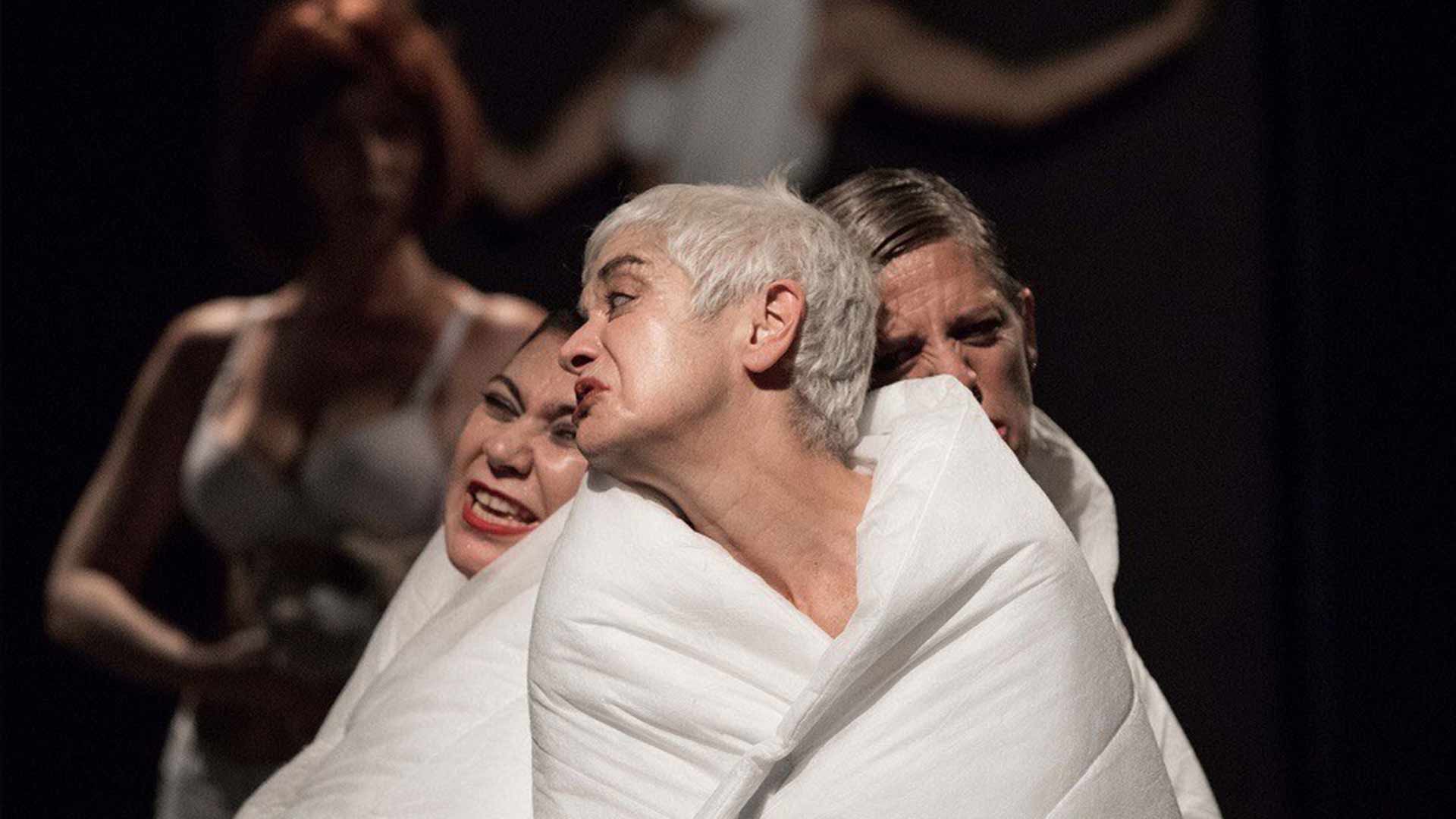 Scopri di più sull'articolo Beauty case vince il primo premio a Coreografica…mente