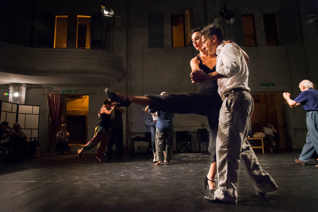 tango (20)